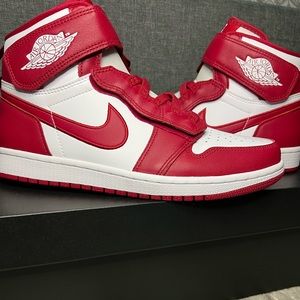 JORDAN 1 Hi Flyease